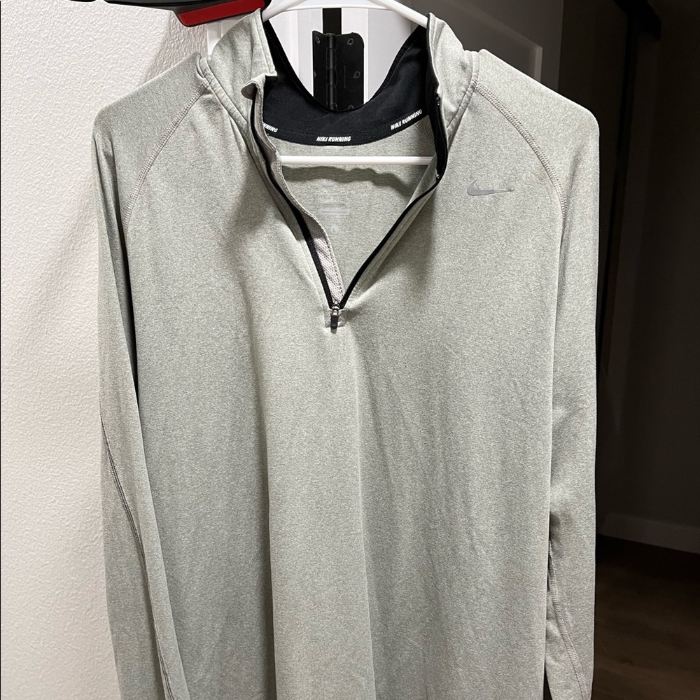 Mens Nike Running Long Sleeve Lightweight Pullover